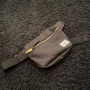 Herschel fanny pack